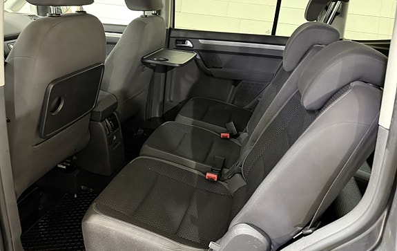 Volkswagen Touran 8 of 10