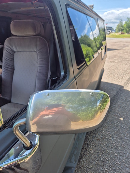 Chevrolet G20 3 of 6