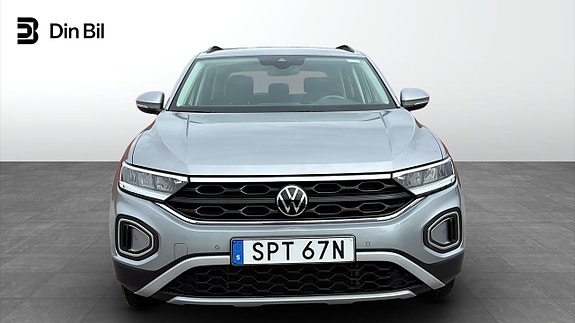 Volkswagen T-Roc 4 of 15