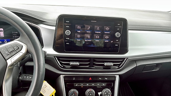 Volkswagen T-Roc 9 of 15