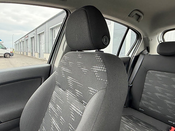 Opel Corsa 7 of 8