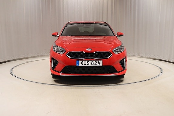 Kia Ceed 2 of 11