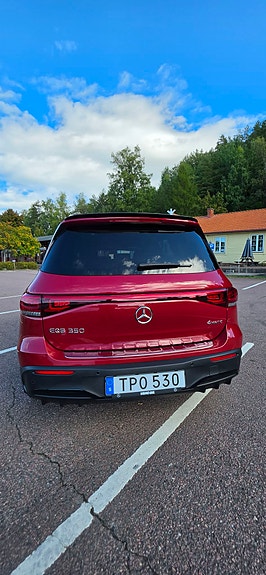 Mercedes-Benz EQB350 5 of 10