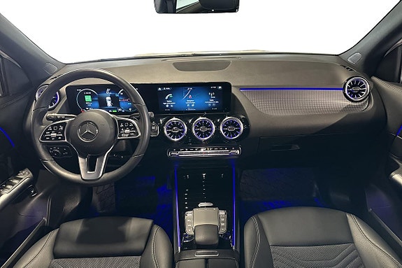 Mercedes-Benz EQA250 8 of 26