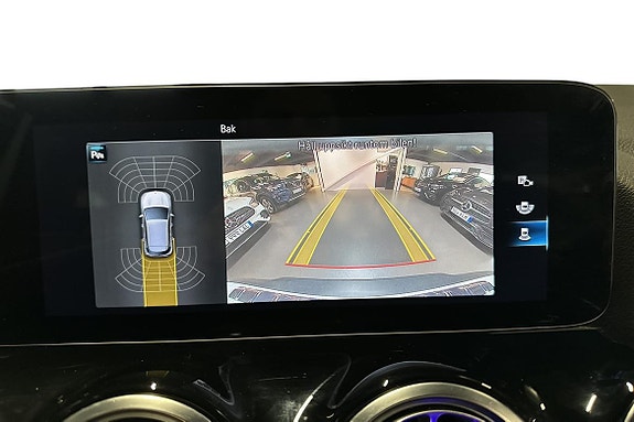 Mercedes-Benz EQA250 21 of 26