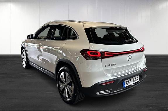 Mercedes-Benz EQA250 3 of 26