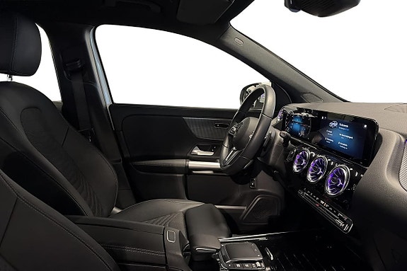 Mercedes-Benz EQA250 10 of 27
