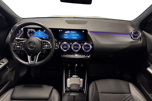 Mercedes-Benz EQA250 8 of 27