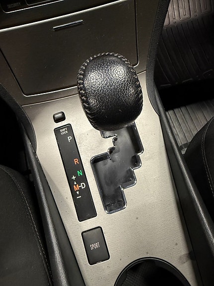 Toyota Avensis 21 of 24