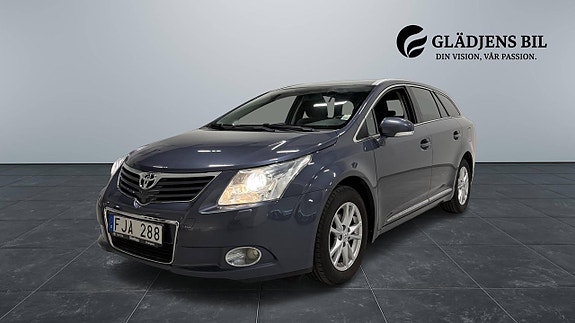 Toyota Avensis 3 of 24