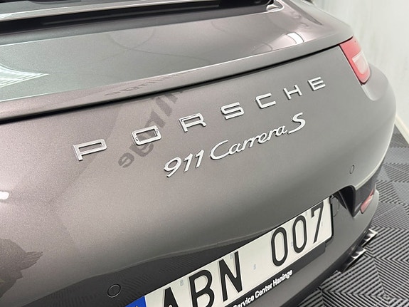 Porsche 911 5 of 18