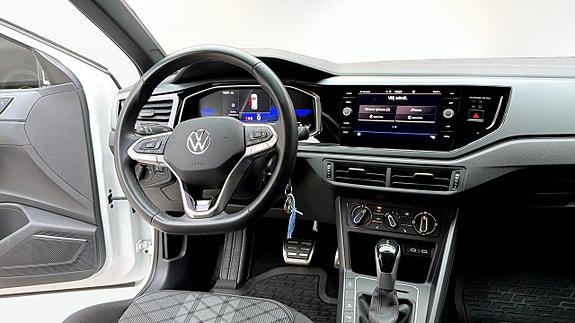 Volkswagen Taigo 11 of 13