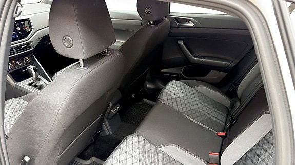 Volkswagen Taigo 12 of 13