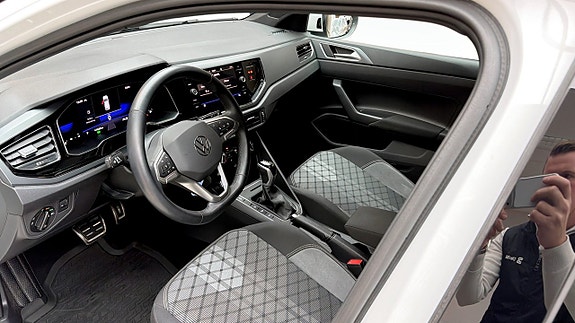 Volkswagen Taigo 7 of 13