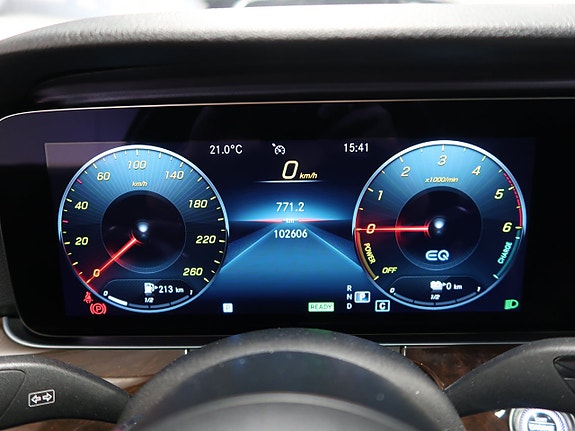 Mercedes-Benz E300 27 of 30