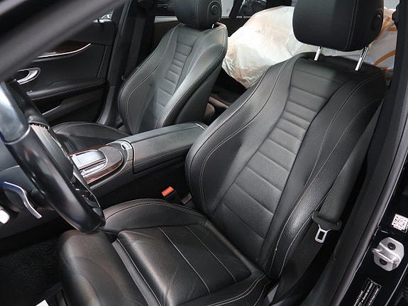 Mercedes-Benz E300 22 of 30
