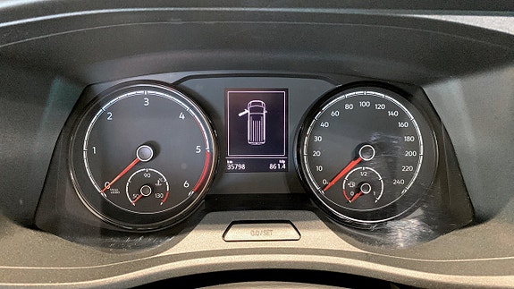 Volkswagen Transporter 14 of 18