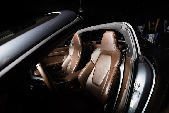 Porsche 992 15 of 28
