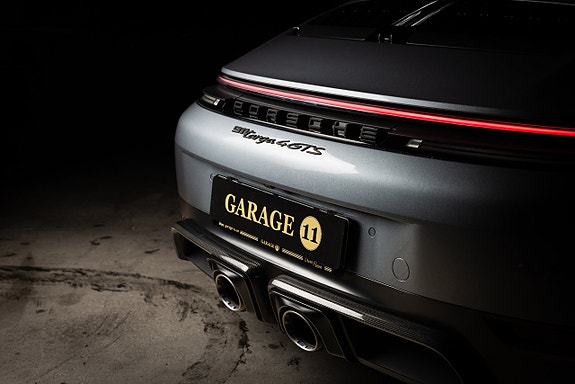 Porsche 992 24 of 28