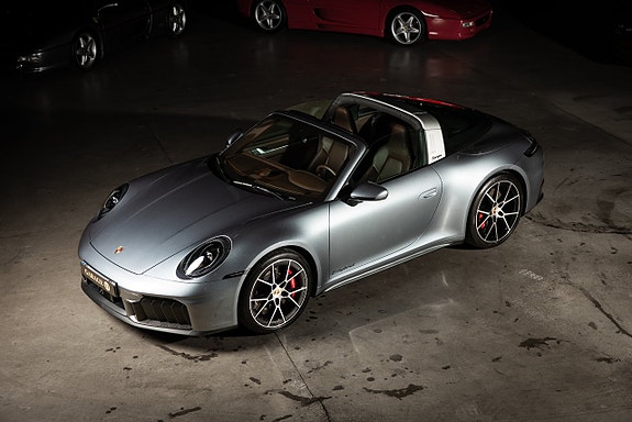Porsche 992 2 of 28