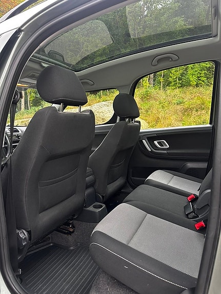 Skoda Roomster 5 of 10