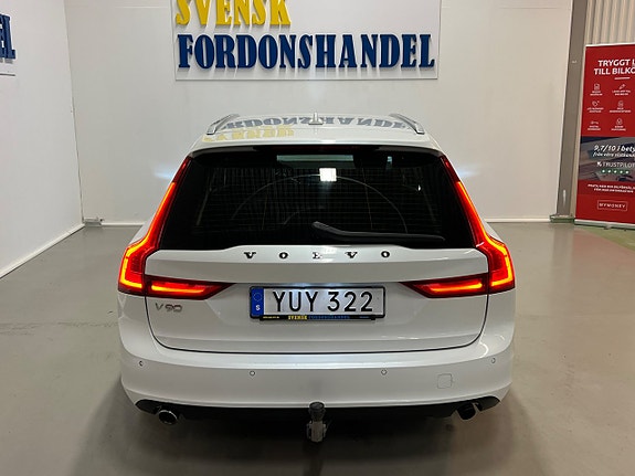 Volvo V90 8 of 28