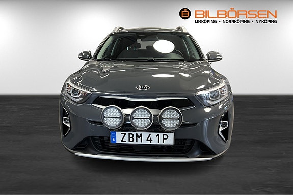 Kia Stonic 2 of 16