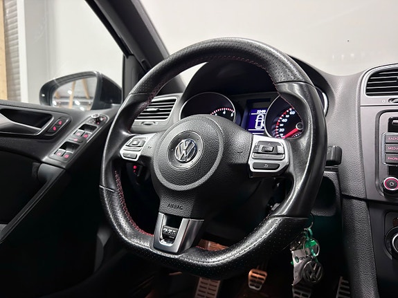 Volkswagen Golf I 17 of 22