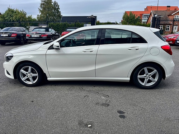 Mercedes-Benz A180 4 of 11