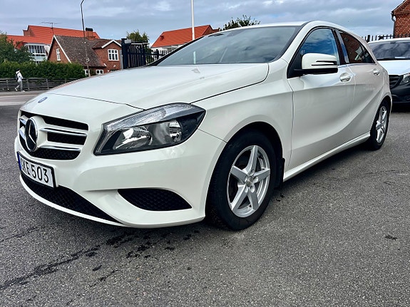 Mercedes-Benz A180 3 of 11