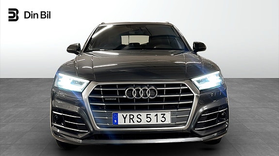Audi Q5 4 of 17