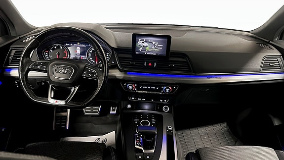 Audi Q5 10 of 17