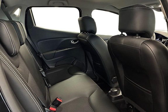 Renault Clio 9 of 21