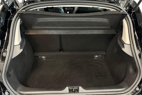 Renault Clio 12 of 21