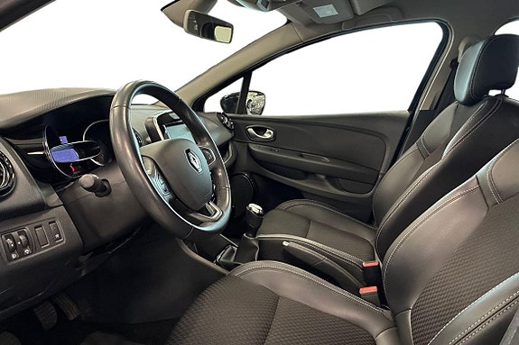 Renault Clio 14 of 21