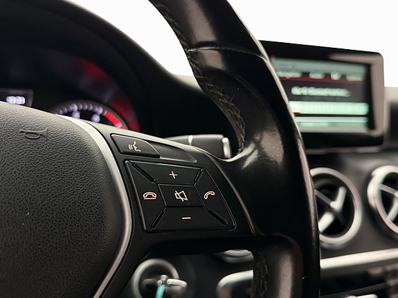 Mercedes-Benz A180 17 of 28
