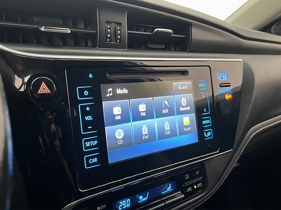 Toyota Auris 21 of 30