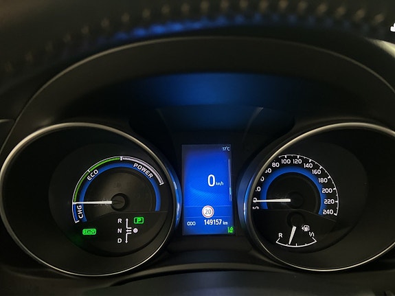 Toyota Auris 16 of 30