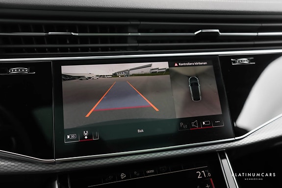 Audi Q8 11 of 25