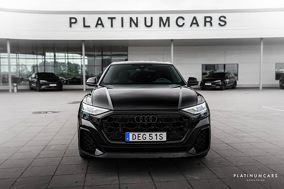 Audi Q8 3 of 25