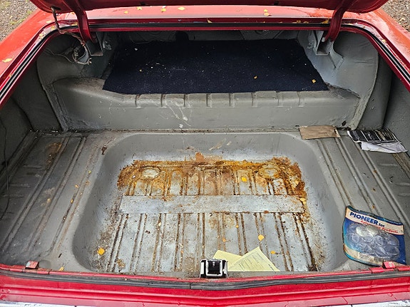 Chevrolet Impala 11 of 12