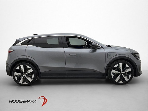 Renault Megane E-Tech 9 of 30