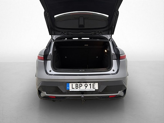 Renault Megane E-Tech 29 of 30