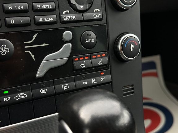 Volvo V70 18 of 26