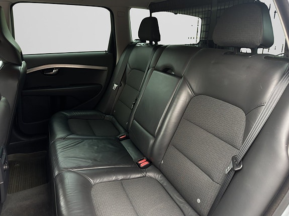 Volvo V70 22 of 26