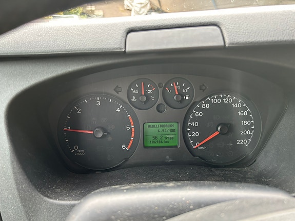 Ford Transit 13 of 13