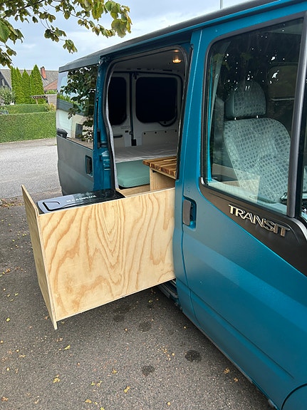 Ford Transit 7 of 13