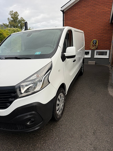 Renault Trafic 3 of 4