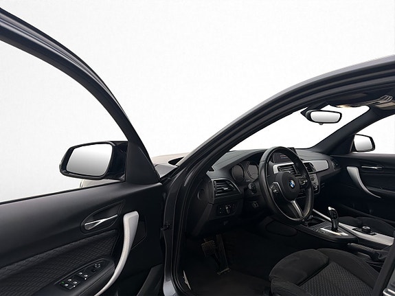 BMW 118i 10 of 29