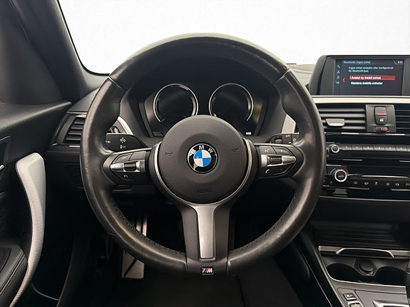BMW 118i 13 of 29